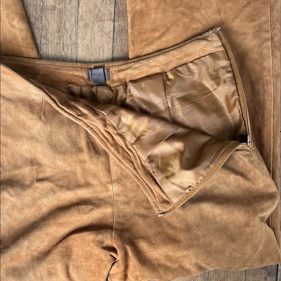 Danier Tan Wide Leg Pants - Picture 2 of 6